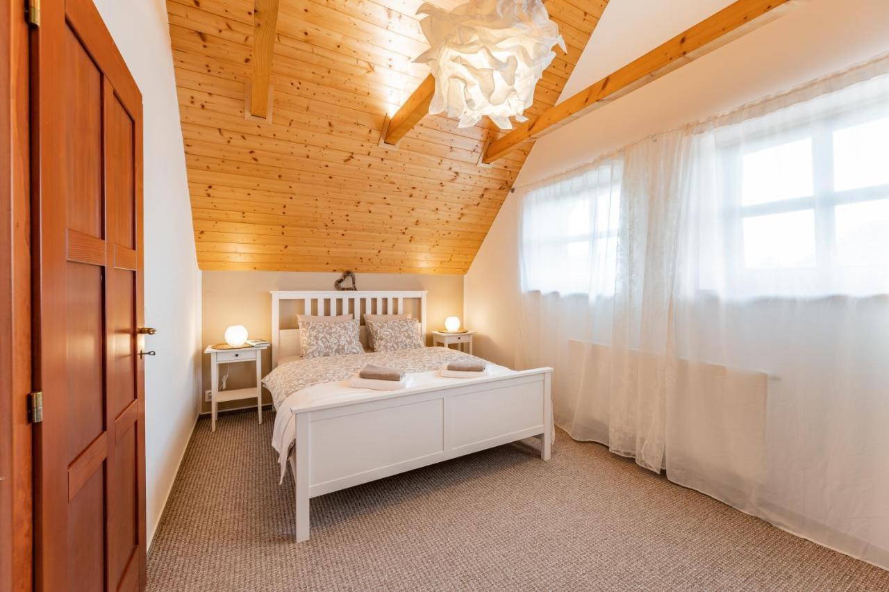 Chata Nad Lazenskym Udolim Luhacovice Ngoại thất bức ảnh